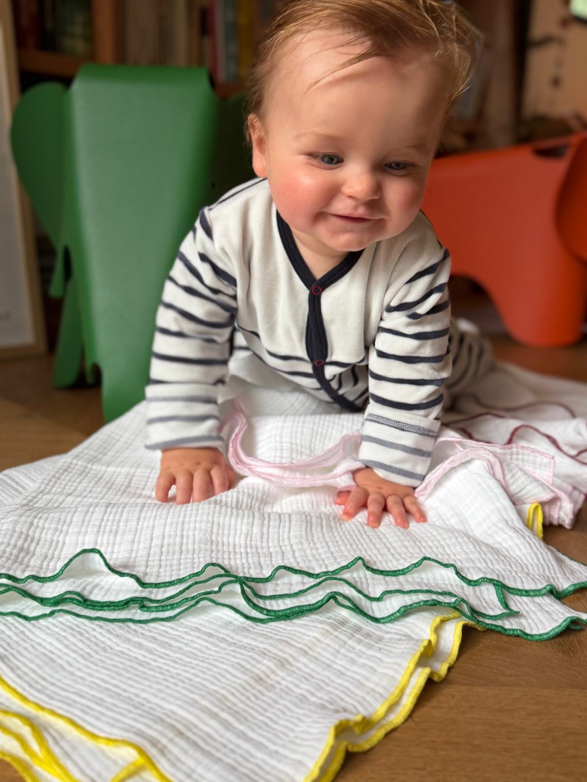 Gepersonaliseerd Bilou babydekentje - Baby Roze